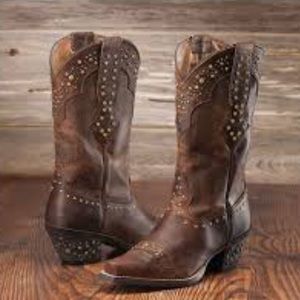 Awesome Ariat Cowgirl Boots